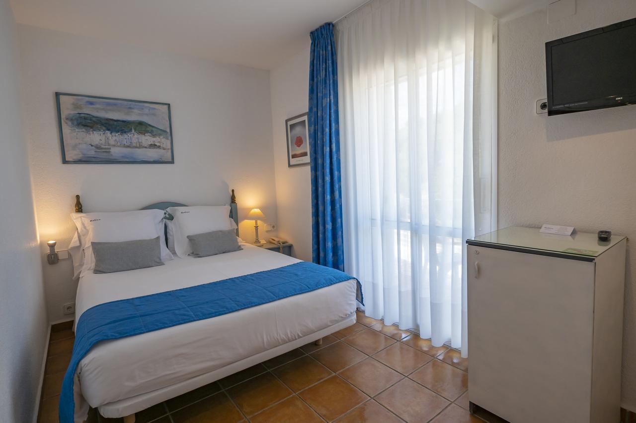 Hotel Calina Cadaqués Exterior foto